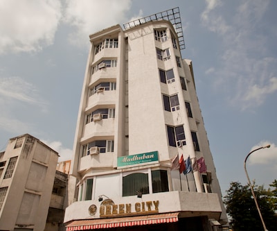 Hotel Green City